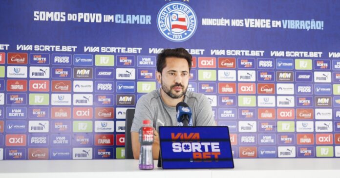 “temos-que-vencer”:-everton-ribeiro-cobra-efetividade-e-projeta-duelo-contra-o-cruzeiro
