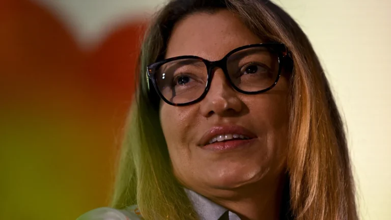 janja-pede-regulamentacao-das-redes-com-votacao-no-congresso-apos-morte-de-crianca-em-desafio