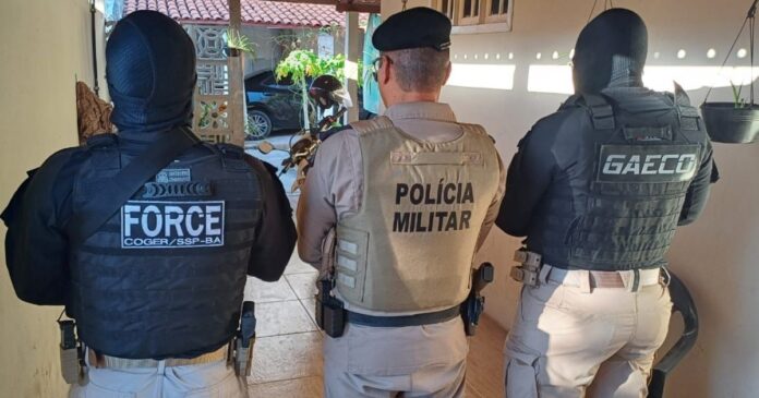 dois-suspeitos-sao-presos-e-um-adolescente-e-apreendido-pela-pm-em-sao-cristovao