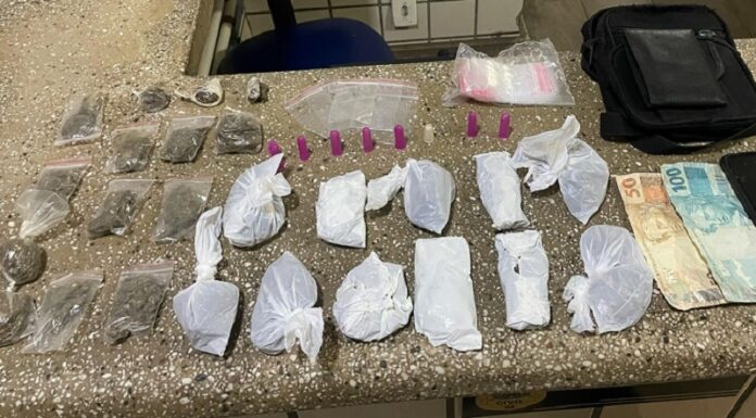 itamaraju:-pm-prende-suspeito-de-trafico-com-grande-quantidade-de-maconha-no-bairro-novo-prado
