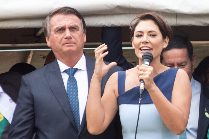 michelle-pede-7-dias-de-jejum-e-oracao-por-bolsonaro