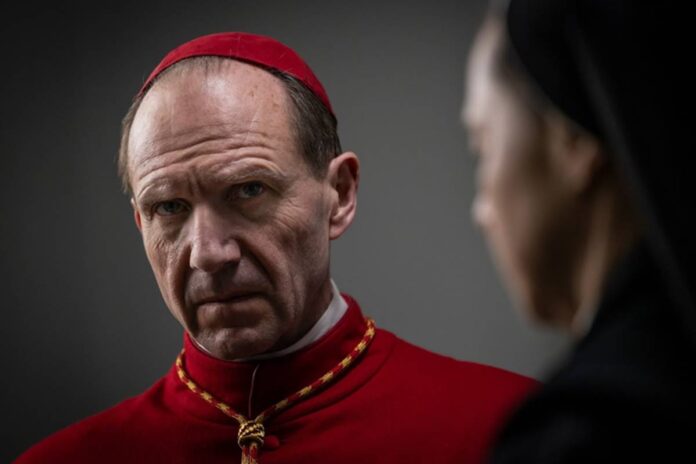 filme-indicado-ao-oscar-2025-explicou-o-conclave-do-papa:-entenda