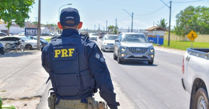 br-324-e-totalmente-interditada-em-sao-sebastiao-do-passe-apos-grave-acidente