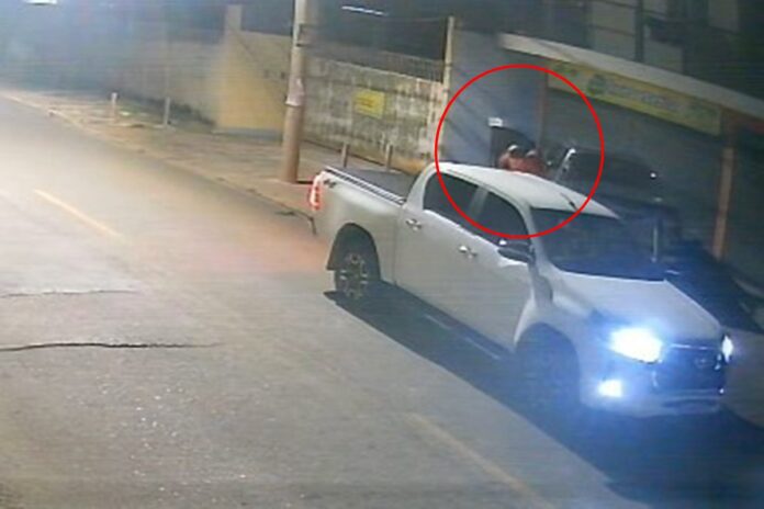 sangue-e-gaze:-veja-interior-de-hilux-que-resgatou-envolvido-em-mortes