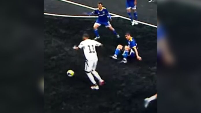 video:-ex-jogador-do-santos-leva-drible-espetacular-na-kings-league