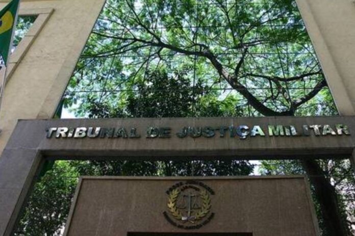 metade-dos-juizes-militares-de-sp-recebeu-r$-200-mil-em-mes-de-festas