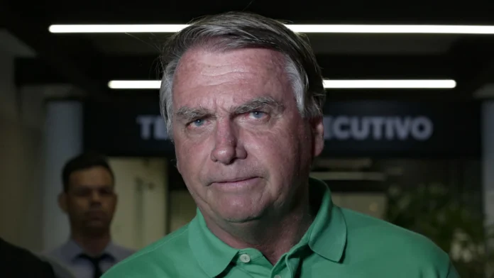 stf-intima-bolsonaro-no-hospital-apos-ex-presidente-fazer-live-internado