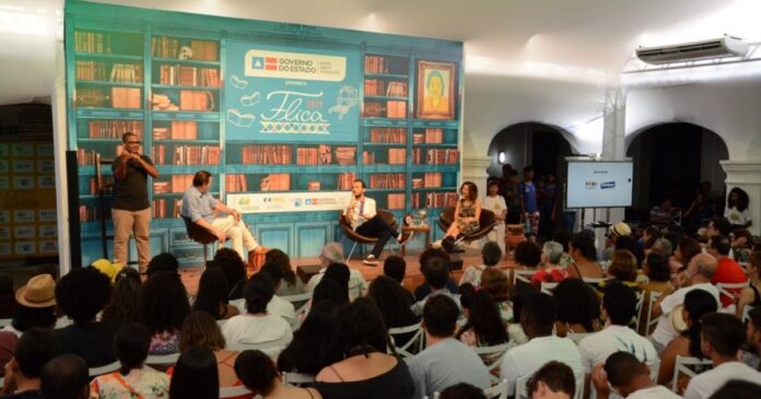 dia-mundial-do-livro:-comecam-as-festas-literarias-na-bahia;-veja-datas-e-locais