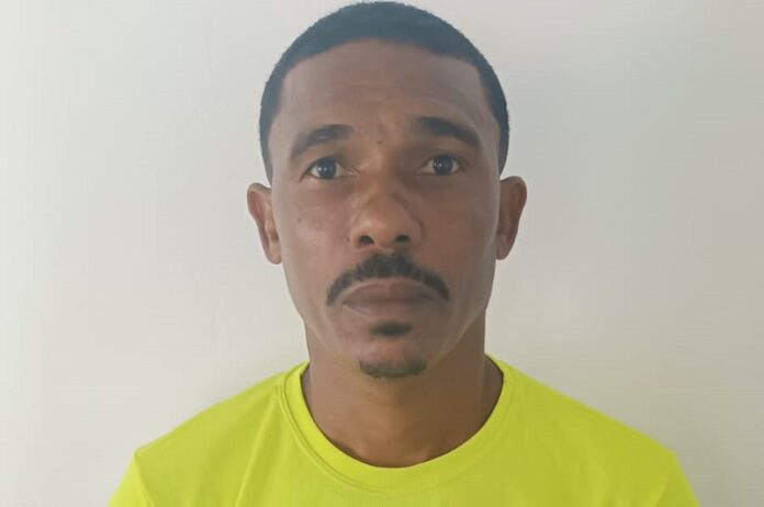 policia-civil-prende-homem-por-agredir-mae,-filha-e-ameacar-filho-em-alcobaca
