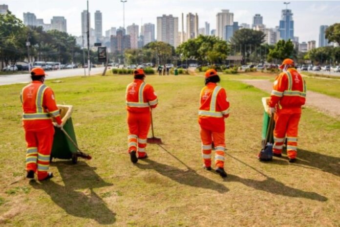 empresa-do-consorcio-do-rei-do-lixo-na-ba-pode-assumir-varricao-em-sp