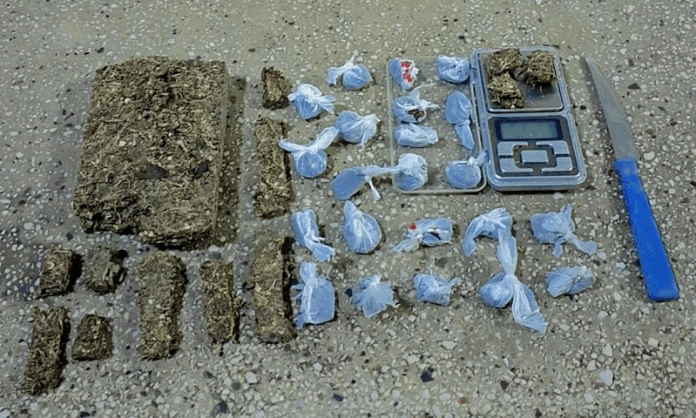 policia-militar-apreende-drogas-em-teixeira-de-freitas