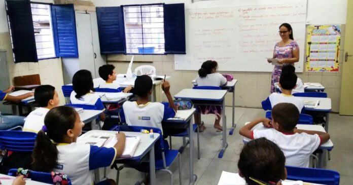na-bahia,-matriculas-em-tempo-integral-saltam-de-14,2%-em-2022-para-23,9%-em-2024