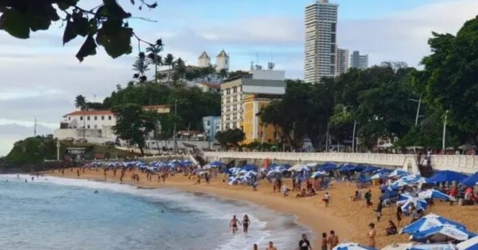 salvador-possui-22-praias-improprias-para-banho-neste-final-de-semana