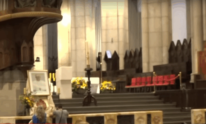 catedral-da-se-realiza-missa-em-homenagem-ao-papa-francisco-em-sao-paulo