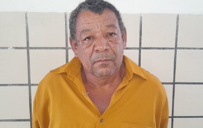 policia-militar-prende-em-teixeira-de-freitas-homem-acusado-de-roubo-no-espirito-santo