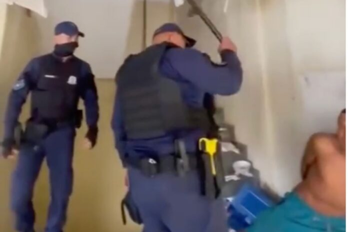“vai-tomar-pau”:-guarda-municipal-e-preso-por-agredir-homem-algemado