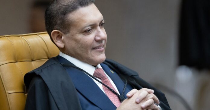 membro-do-pcc-tenta-se-aproximar-de-ministro-do-stf