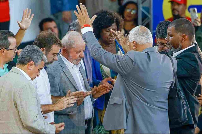pt-lanca-curso-voltado-a-evangelicos-para-tentar-reduzir-rejeicao-ao-governo-lula