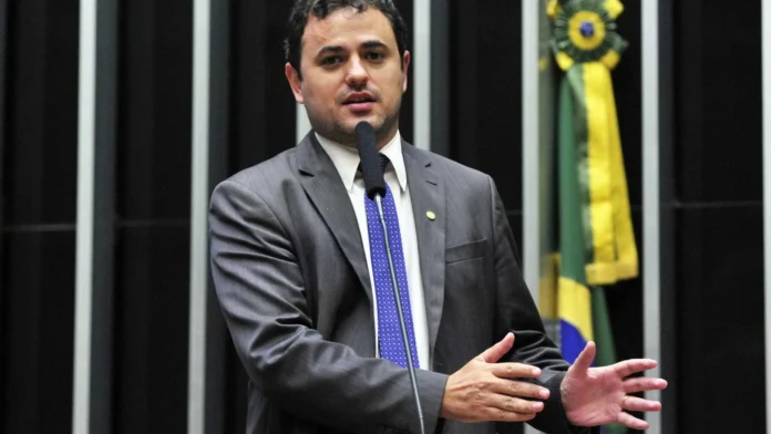 ccj-da-camara-nega-recurso-contra-cassacao-do-mandato-de-glauber-braga