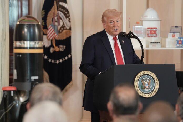 trump-diz-que-musk-tem-ajudado-os-eua-de-maneira-tremenda,-mas-quer-voltar-para-seus-carros