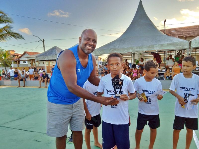 Torneio Aberto de Futebol de Travinha agita o sábado na Praia do Farol de Alcobaça 2 IMG 20250407 WA0353