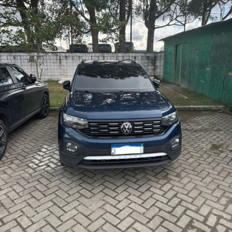 Polícia Militar recupera veículo roubado e prende suspeito em flagrante em Porto Seguro