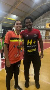 vanilda melhor goleira da competicao