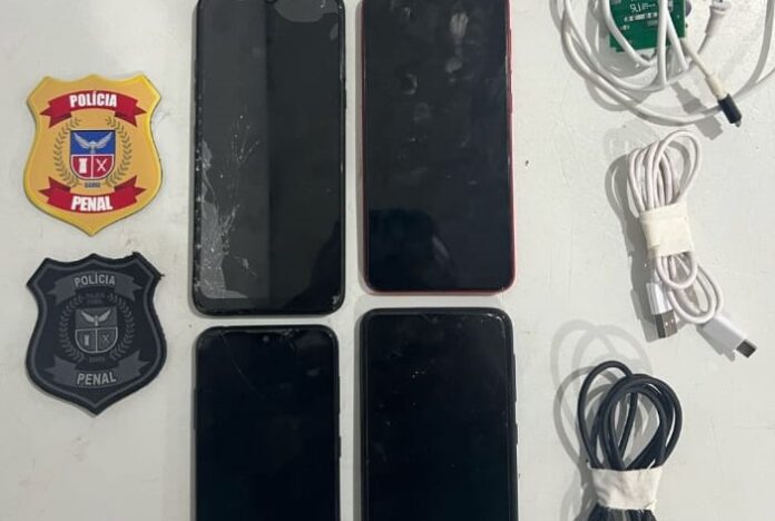 mulher-e-detida-com-celulares-escondidos-em-bolsa-ao-visitar-presidiario-em-teixeira-de-freitas