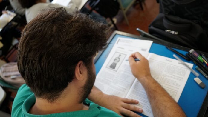 enem-2025:-prazo-para-pedir-isencao-da-taxa-acaba-nesta-sexta