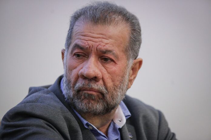 lupi-nao-resiste-a-escandalo-do-inss-e-pede-demissao-a-lula