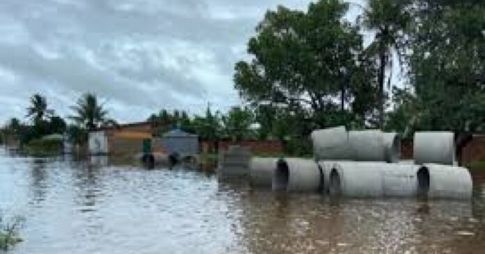 inmet-alerta-para-chuvas-fortes-com-risco-de-enchentes-no-nordeste-baiano-e-na-rms-para-domingo