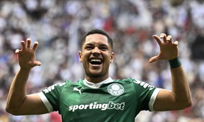 vitor-roque-desencanta-apos-12-jogos,-e-palmeiras-vence-vasco-por-1-a-0