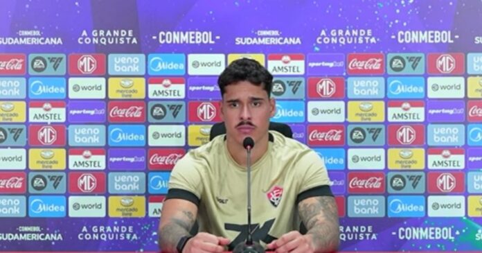 lucas-halter-projeta-duelo-com-o-defensa-e-defende-carpini:-“o-trabalho-e-muito-bom”