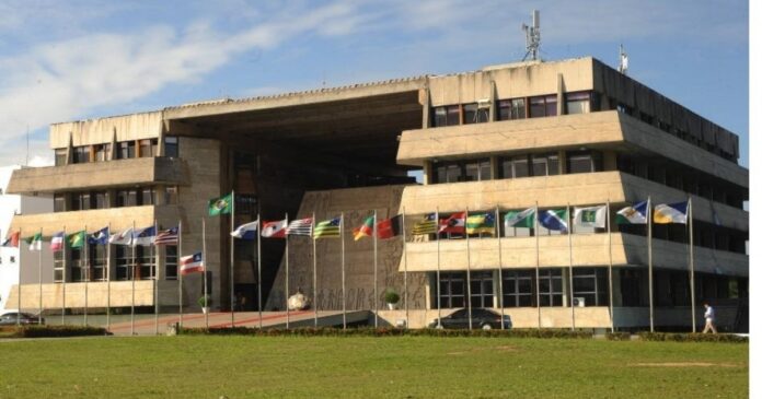 deputados-da-oposicao-comparam-fala-de-jeronimo-a-discurso-nazista-em-nota-de-repudio