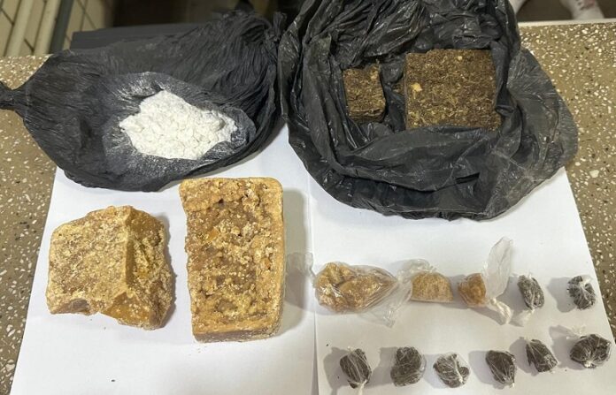 pm-apreende-drogas-e-prende-suspeito-durante-o-fim-de-semana-em-teixeira-de-freitas