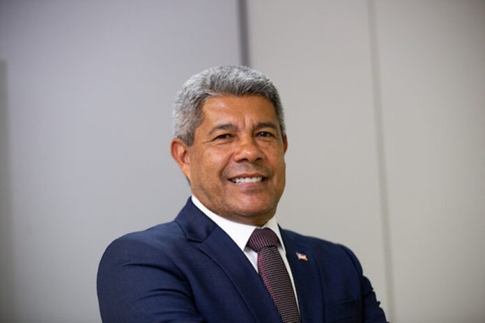 governador-da-bahia-atravessa-o-estado-para-ir-chafurdar-no-odio