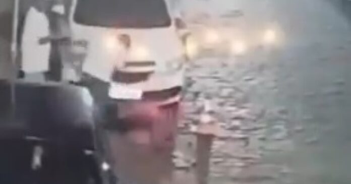 video-flagra-agressao-de-homem-contra-mulher-e-adolescente-em-entorno-de-festa-na-bahia
