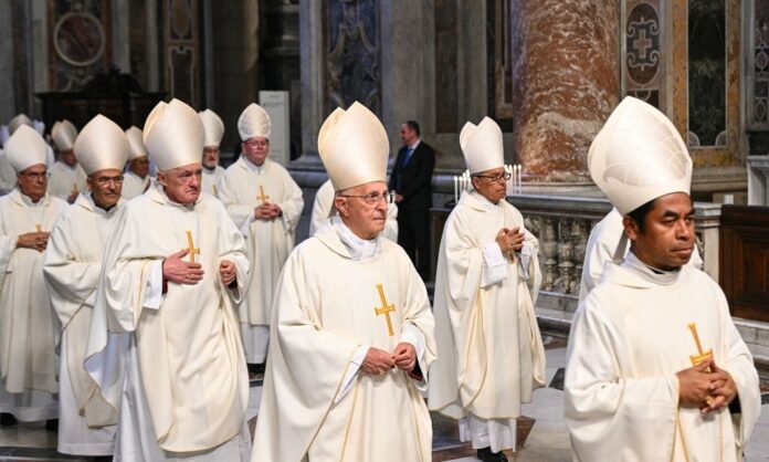 cardeais-celebram-ultima-missa-antes-do-conclave-para-eleicao-do-proximo-papa