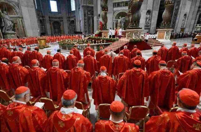 portas-fechadas-no-vaticano:-conclave-secreto-para-eleger-o-novo-papa-ja-comecou