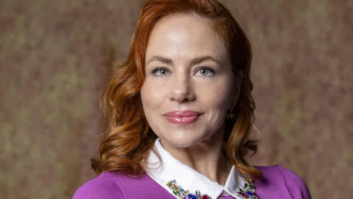 karine-telles-torce-para-que-trama-original-de-aldeide-seja-mantida-no-remake-de-‘vale-tudo’