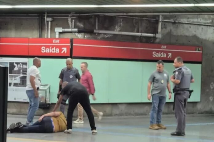 suspeito-e-baleado-no-metro-santa-cecilia-ao-tentar-fugir-da-policia