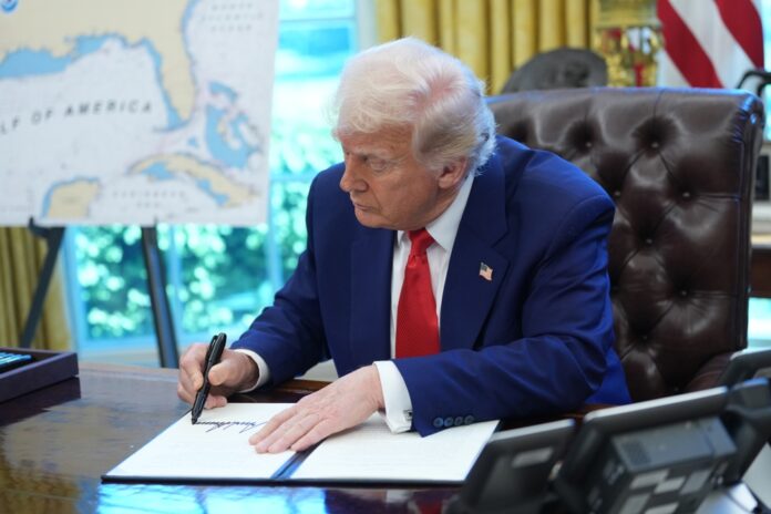 governo-trump-pede-revogacao-de-status-legal-de-milhares-de-migrantes