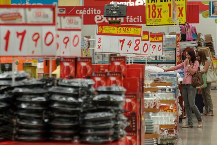 grupo-alimentacao-e-bebidas-sobe-7,81%-em-12-meses-no-ipca