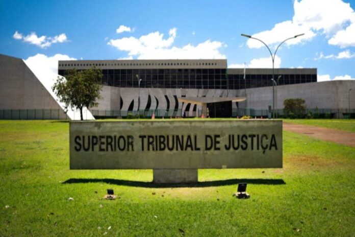 ex-marqueteiro-do-pt-briga-no-stj-contra-divida-milionaria-com-cassino