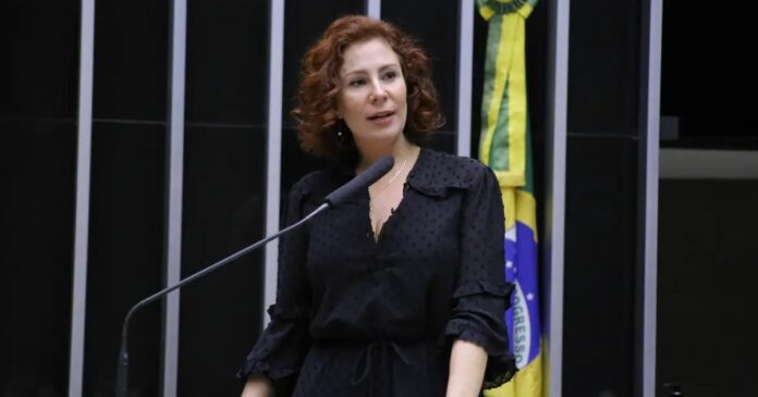 zambelli-fala-em-perseguicao-politica-apos-maioria-do-stf-se-formar-por-condenacao