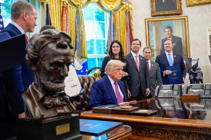 trump-celebra-‘grande-progresso’-em-nova-rodada-de-negociacoes-comerciais-com-a-china