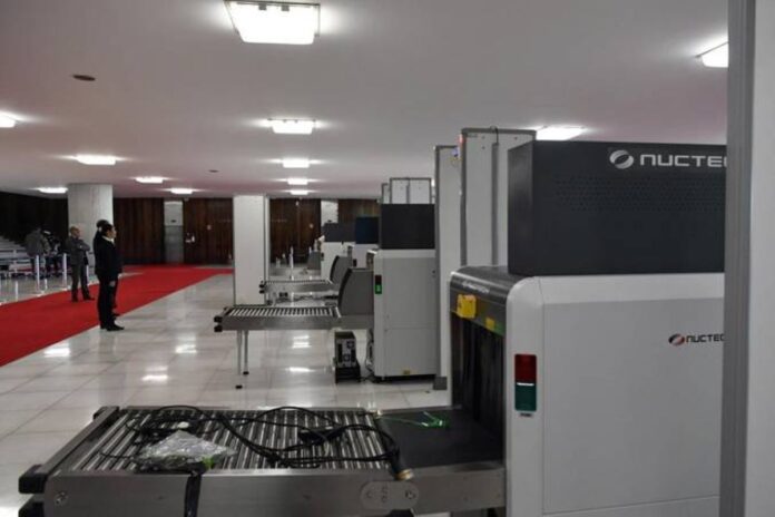 senado-gasta-r$-1,5-milhao-em-scanners-para-detectar-explosivos
