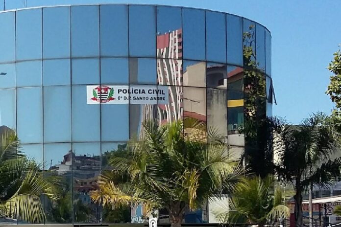 qg-da-propina:-entenda-esquema-de-extorsao-de-funkeiros-em-delegacia