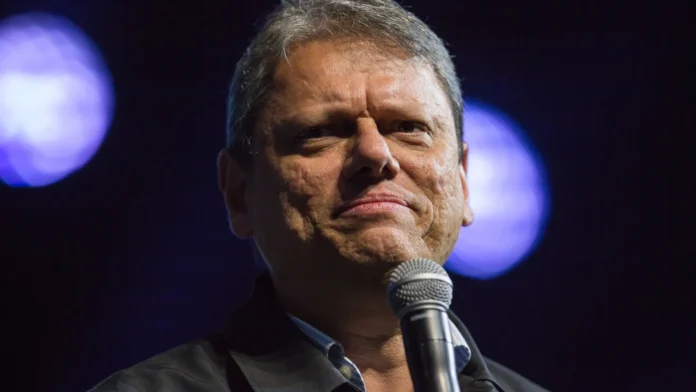assembleia-vota-reajuste-de-9,67%-no-salario-de-tarcisio-e-de-5%-para-os-servidores