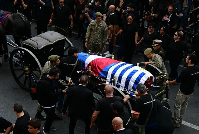 uruguai-se-despede-de-‘pepe’-mujica-com-homenagens-e-cortejo-funebre